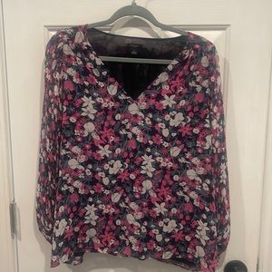 Ann Taylor Floral Blouse Sz. Medium